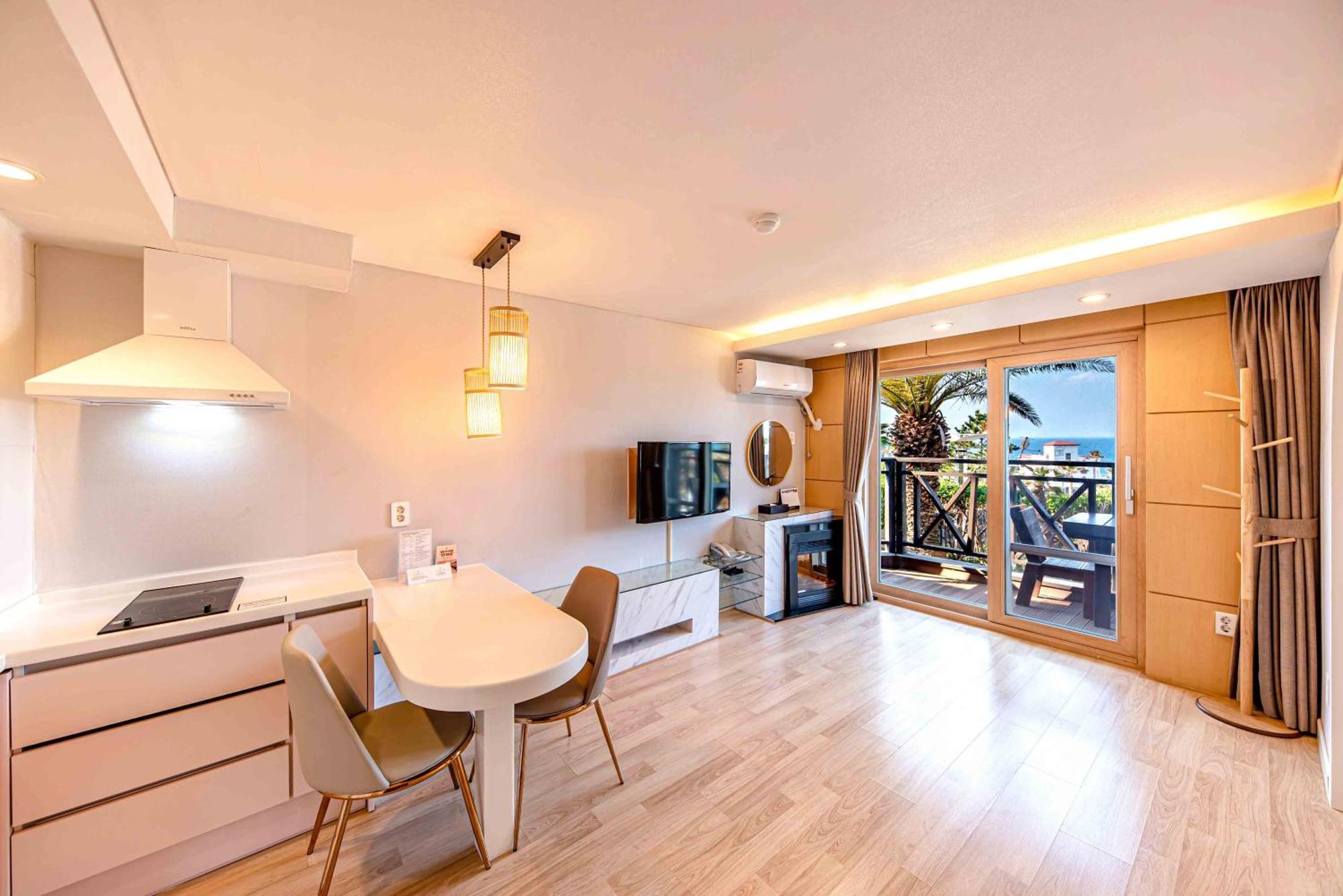 Dyne Resort Jeju Bagian luar foto
